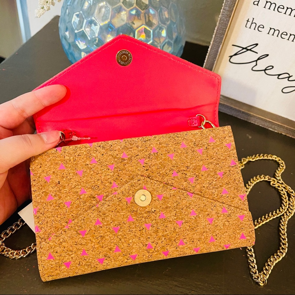 NWT Cork and Pink Crossbody Clutch - Picture 4 of 9